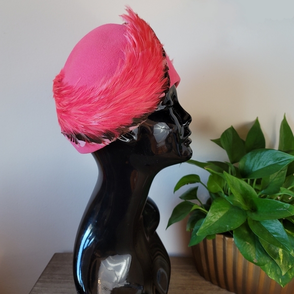 VTG 60s Jack McConnell Wool Felt Feather Hat - Picture 3 of 16